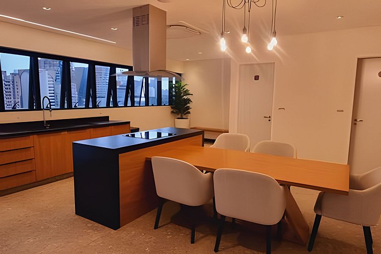 Apto com Varanda na Bela Vista