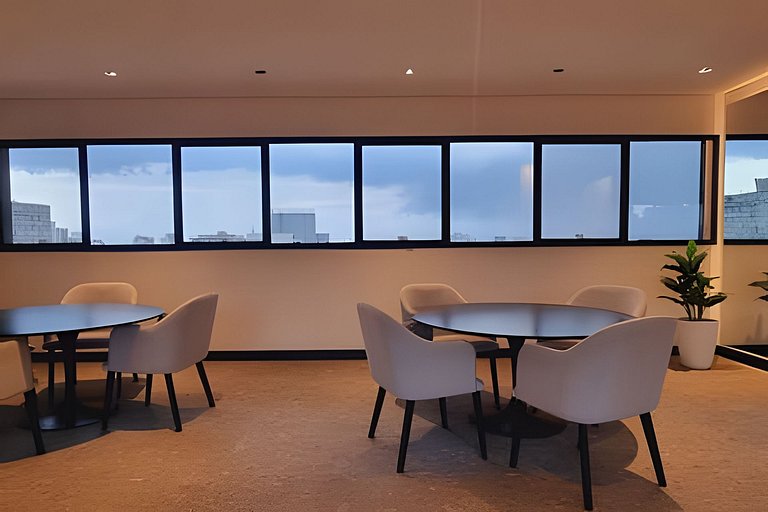 Apto com Varanda na Bela Vista