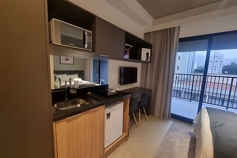 Apartamento com Varanda na Bela Vista