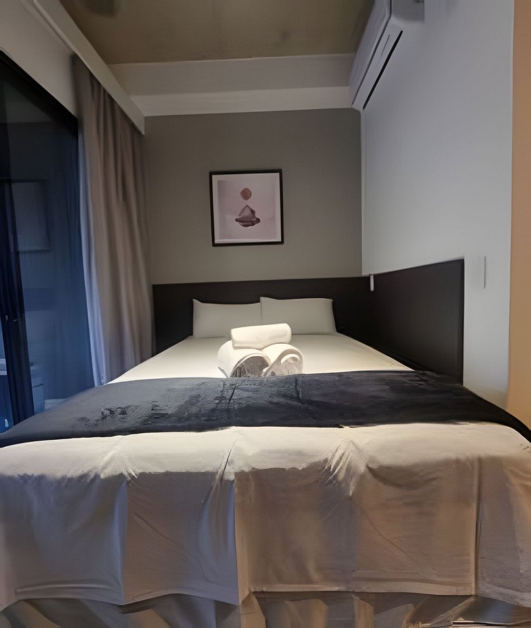Apartamento com Varanda na Bela Vista