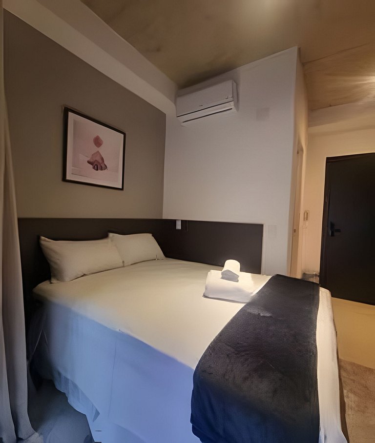Apartamento com Varanda na Bela Vista
