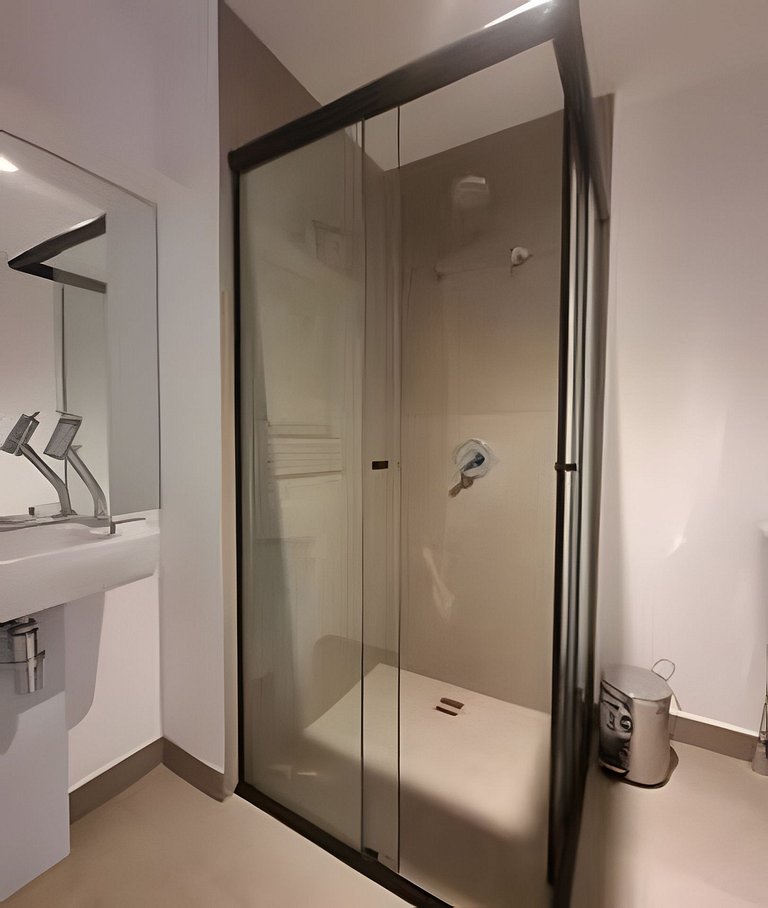 Apartamento com Varanda na Bela Vista