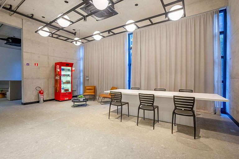 Apartamento com Varanda na Bela Vista