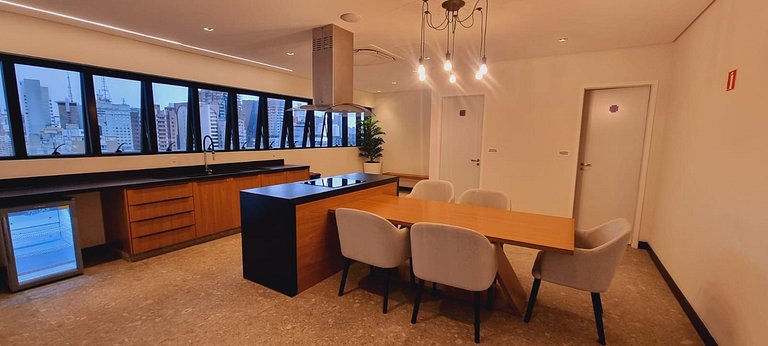 Apartamento com Varanda na Bela Vista